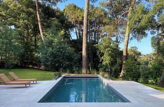 Villa with pool on the edge of the Hossegor golf course