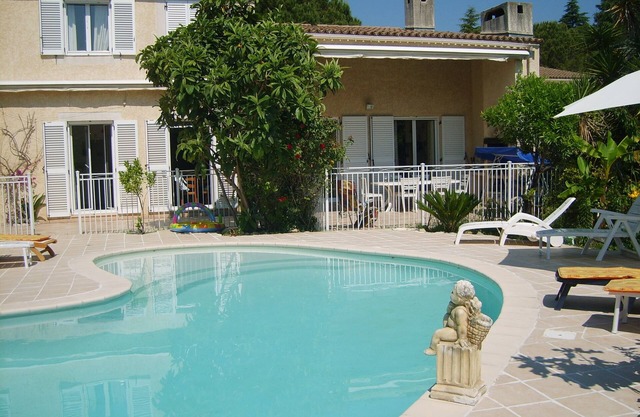 Villa with private pool 5 rooms (5 clim) WIFI parking (Villeneuve Loubet)