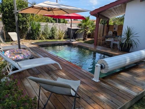 VILLA with swimming pool near Ocean and Forest
