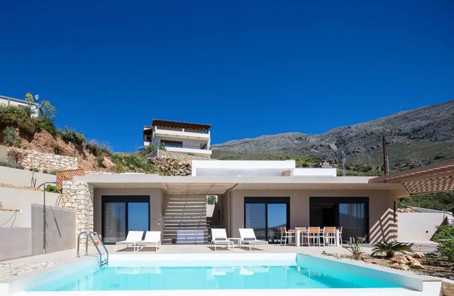 Villa Xara with fantastic views and private pool