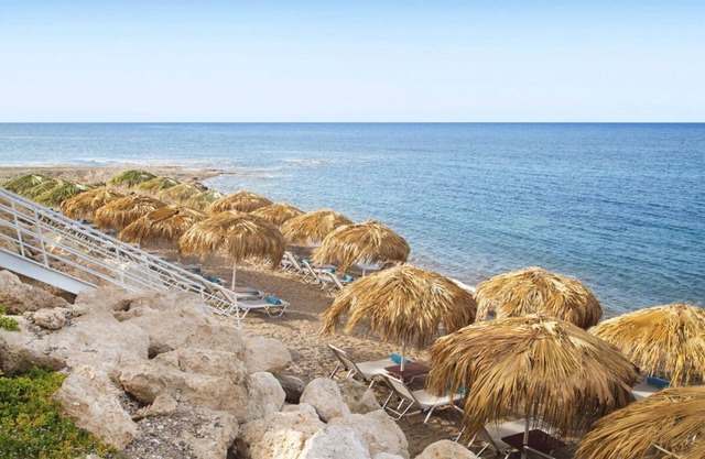 Villa Ziki - Four Bedroom Resort, Sleeps 8