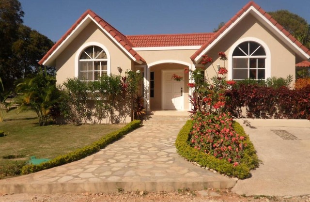 VillaTracey! Sosua 3 BR Pool Wifi Cable Maid #154