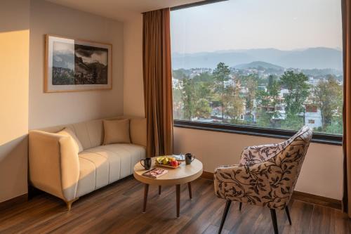 Vishranti Canal Road