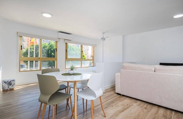 Vive la Vila cozy apartment by the beach