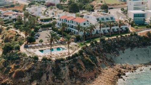 Vrachia Beach Hotel & Suites - Adults Only