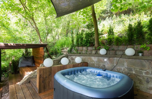 Wagner Stays- Secret Chalet Private Wellness Resort in The Nature with Whirlpool & Sauna