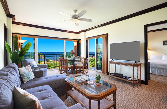 Waipouli Beach Resort G306 - Unobstructed Ocean Views