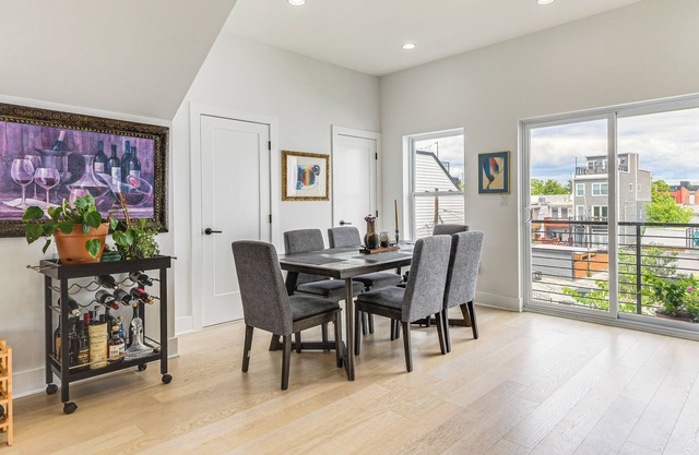 Walkable Columbia Heights Condo w/Rooftop Deck!