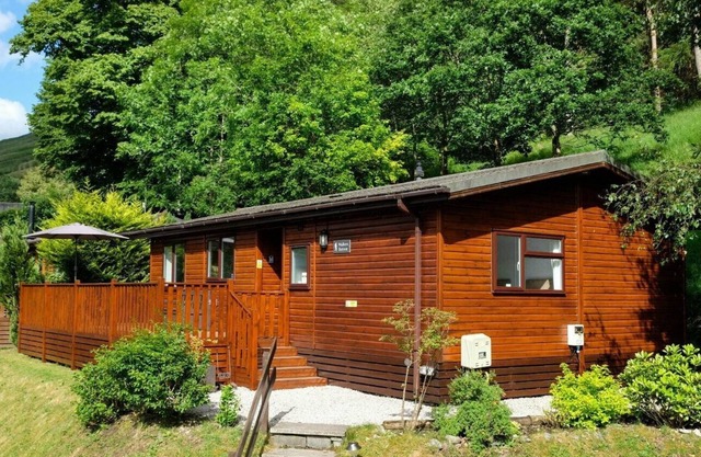 WALKER'S RETREAT LODGE, family friendly, with a garden in Windermere