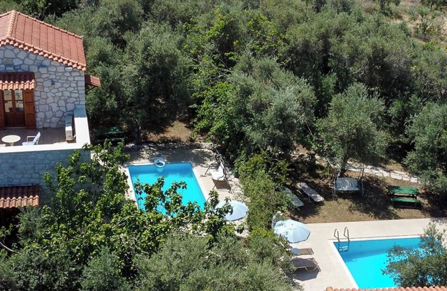 Watch Stafro Stelo video? On YouTube under "Holiday home Stafro Stelo Rethymnon Crete. Villa for 2 people with private pool and air conditioning A/C and Wlan.im Olivenhai.ca 1000 m from the beach.