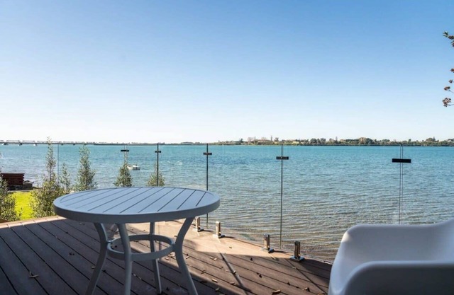 Waterfront Apart | w/Balcony & Beach Access| Kitchen
