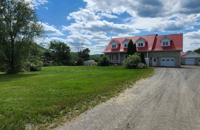 Waterfront Home on Lake Timiskaming