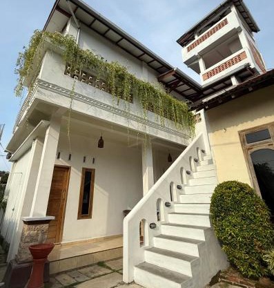 Watukarung Kaderi's Home