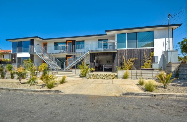 Wave (2 bedroom/2 bath)