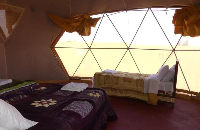 We offers you the best option of accommodation in Merzouga