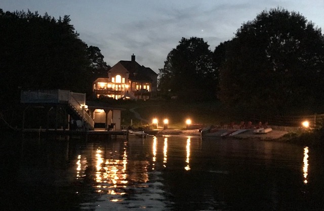 Welcome to Nirv'Anna! Waterfront with beach in a quiet cove on the public side.