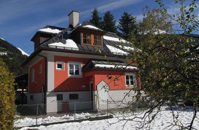 Welcoming and fine, is situated 900 m above sea level in Bad Gastein.