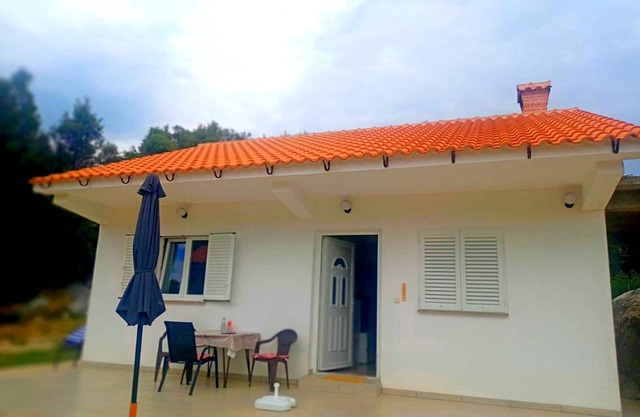 Welcoming house with AC in the forest region and near to the beach
