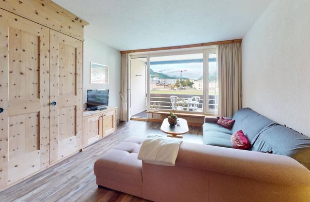 Well-kept holiday apartament house in a prime location in St.