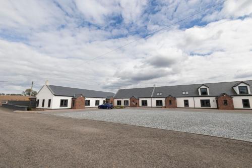 Westertonhill Lodges - Hot Tub Hire Available