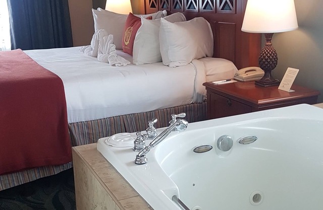 Westgate Myrtle Beach Oceanfront view bedroom deluxe Balcony and Full Kitchen