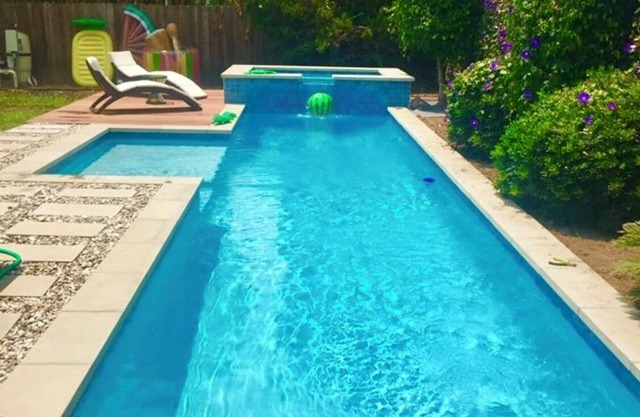 Westside Oasis- Mar Vista 2 bedroom home with pool, hot tub.
