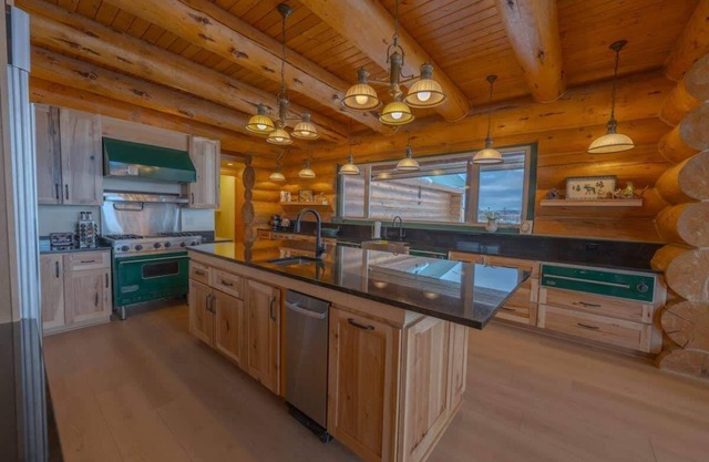 Where Luxury Touches the Sky | Hilltop Dream