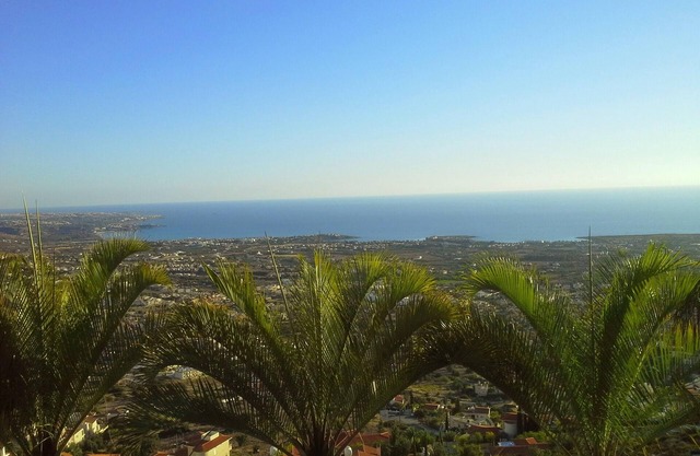 Where The Gods Live - Free Car Hire, Free Aircondition, LARGE GROUPS, WEDDINGS