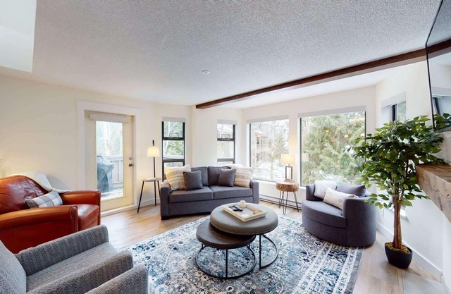 Whistler - Greyhawk - GH402