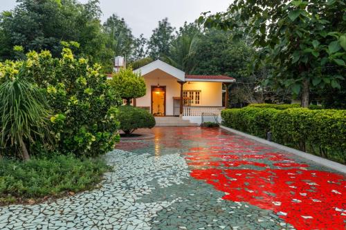 White Lotus Villa by StayJadeJacuzziGames Room