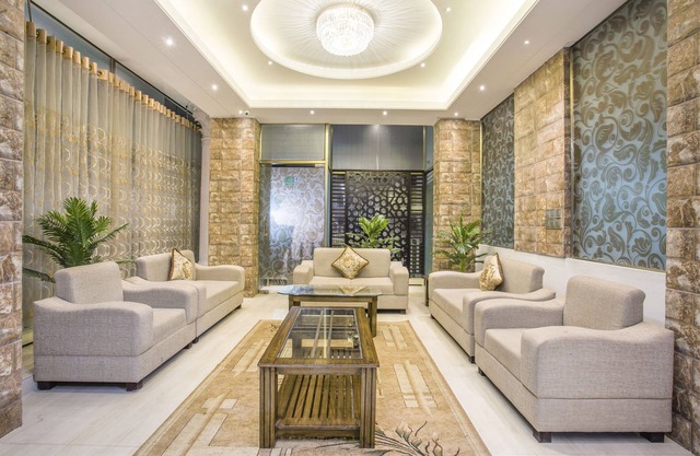 White Palace Hotel