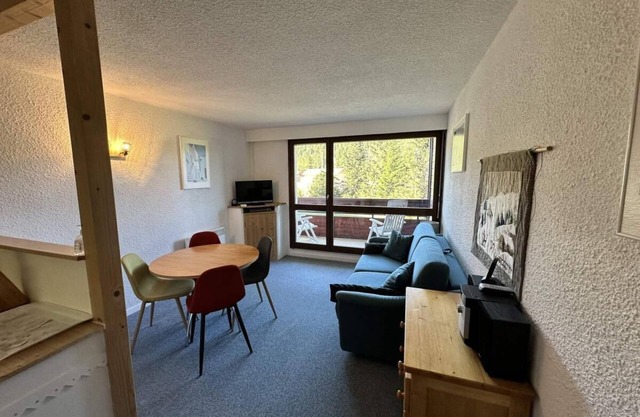 Wifi, ski-in/ski-out & foot of the slopes, 2nd floor, balcony, tv, 30m², Villard de Lans