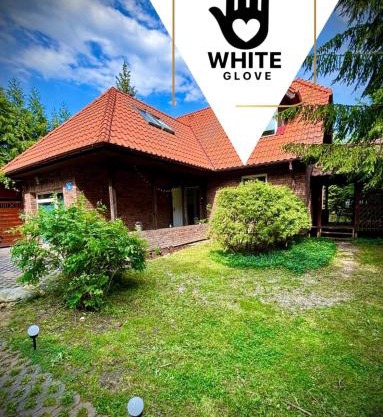 Willa White Glove Mikołajki