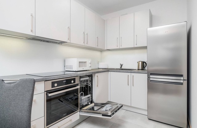 Wind Rose Apartments Wroclaw by Renters