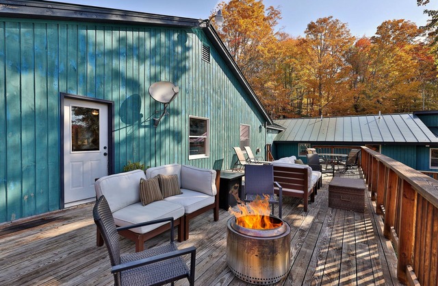 Winding Way Chalet 3 Bedroom Home