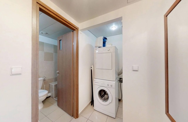 Windows of Jerusalem - Amazing in City Center