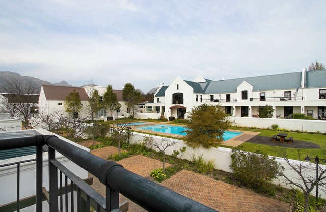Winelands Golf Lodges 12