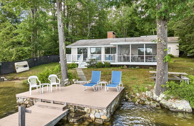 Winnipesaukee House and Guest House Sleeping 8