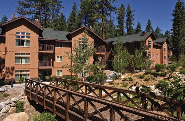 Winter Holiday Week in Tahoe 5-star Resort 2BR/2BA Condo, sleeps 6