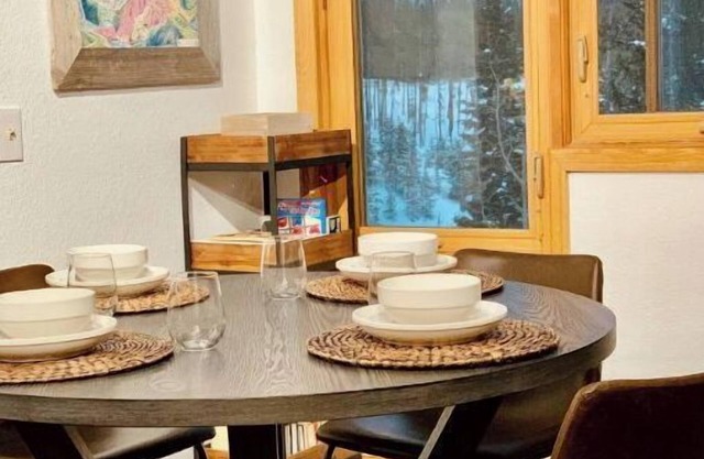 Winter Park Studio | Venture Out This Summer!