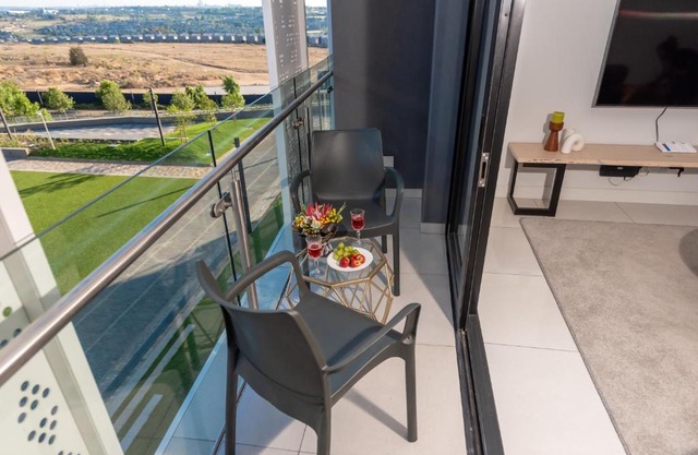 Witshire Luxury apartment, Ellipse