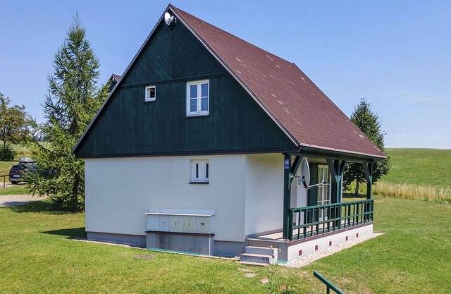 Wonderful private villa for 8 people with WIFI, pool, TV, terrace, pets allowed and parking