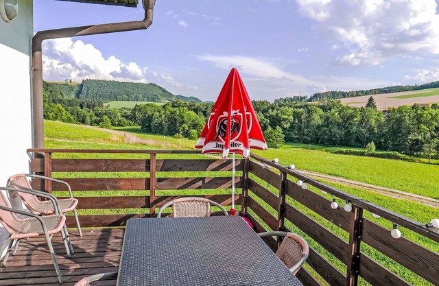 Wonderful private villa for 8 people with pool, WIFI, TV, patio, pets allowed and panoramic view