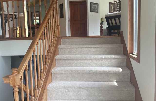 Wonderful executive home steps from a gorgeous beachn30 night stay required!