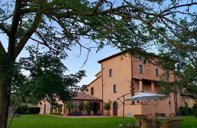 Wonderful Old Country Villa For Groups Or Families