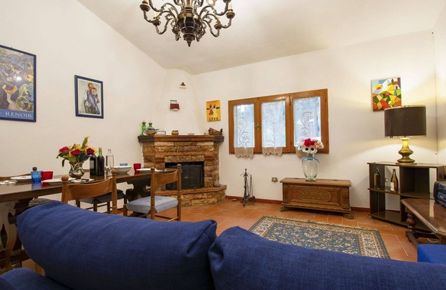 Wonderful private villa for 5 guests with WIFI, TV, patio and pets allowed