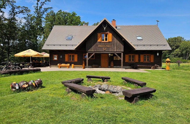 Wonderful private villa for 12 people with WIFI, TV and pets allowed