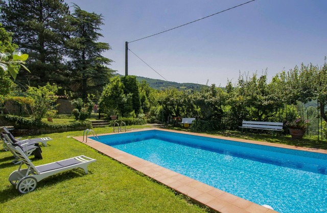 Wonderful private villa for 6 people with WIFI, pool, TV, terrace and pets allowed