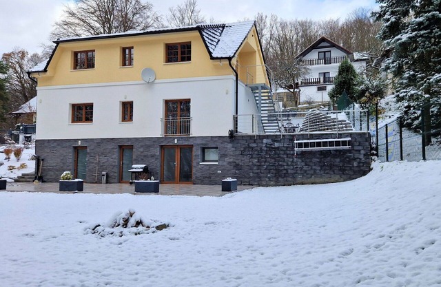 Wonderful private villa for 6 guests with private pool, WIFI, TV, terrace and pets allowed