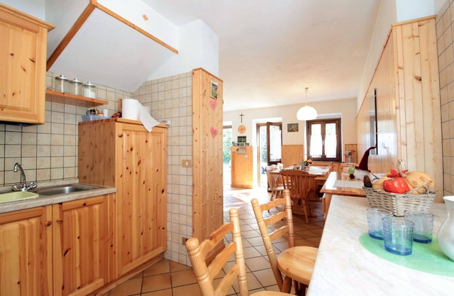 Wonderful villa for 7 guests with WIFI, pets allowed, panoramic view and parking